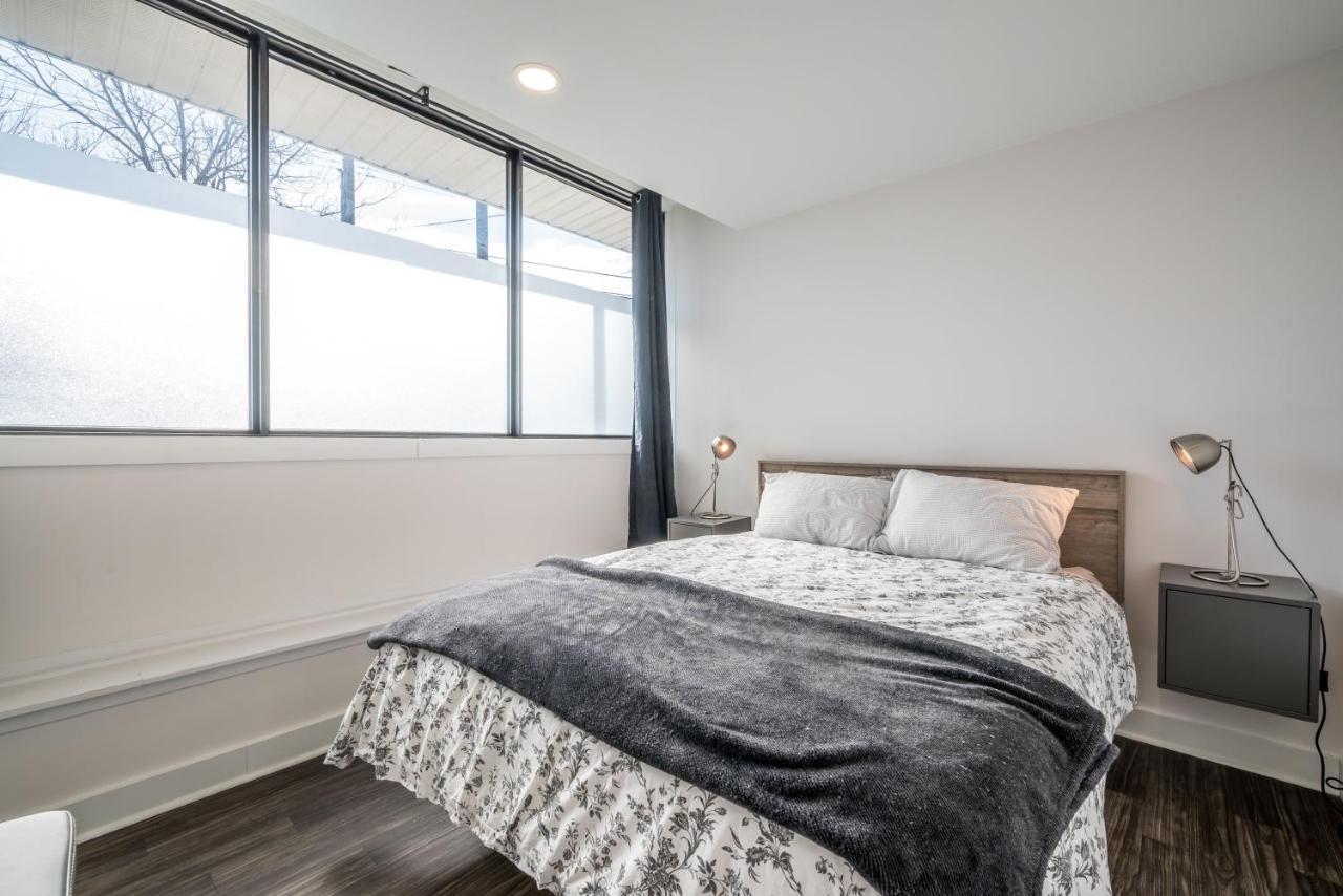 Modern Contemporary 2 Bedroom Suite 哈利法克斯 外观 照片